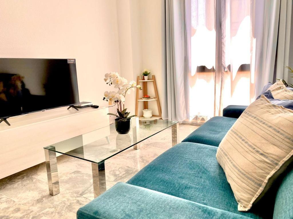 Suite Alameda Center Малага Екстериор снимка